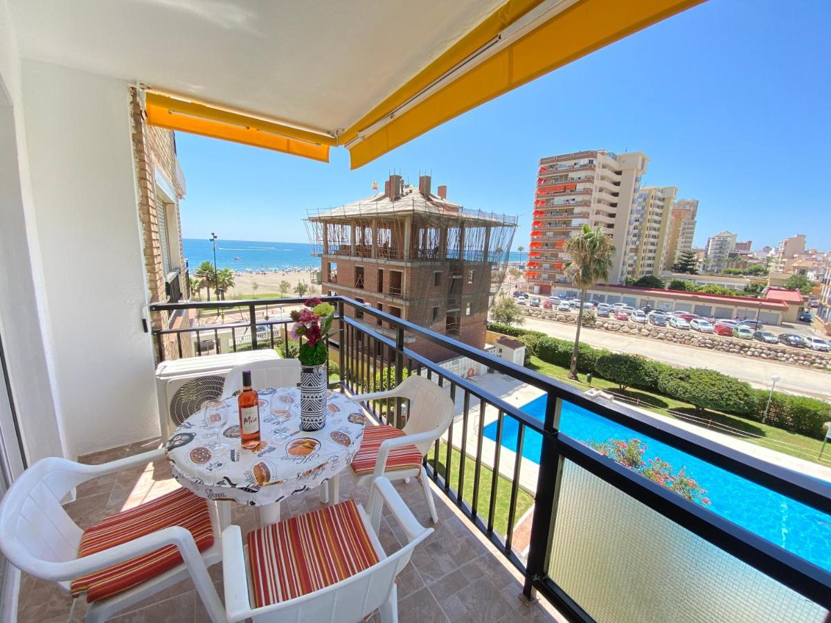 Modern 1 Bedroom Seaside Apartment With Pool Fuengirola Exterior photo
